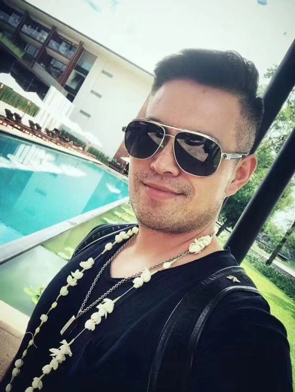 Chrome Hearts Sunglasses Modern 279035