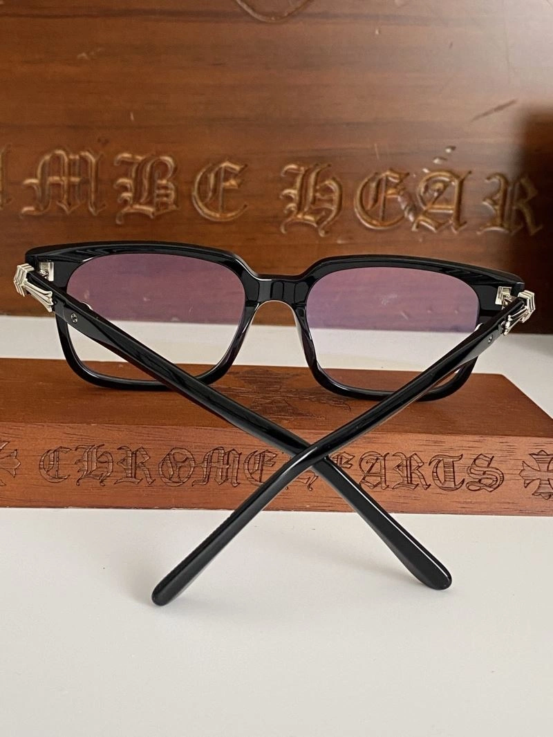 Compact Chrome Hearts Sunglasses 279050