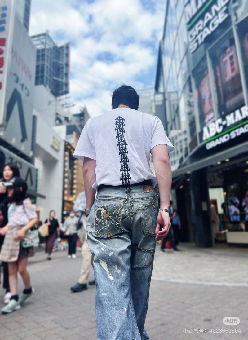 Sleek Chrome Hearts T-Shirts 119038