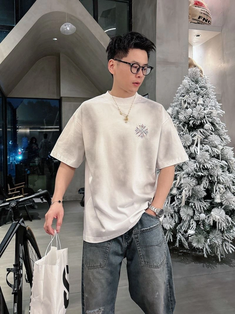 WeatherProof Chrome Hearts T-Shirts 119010