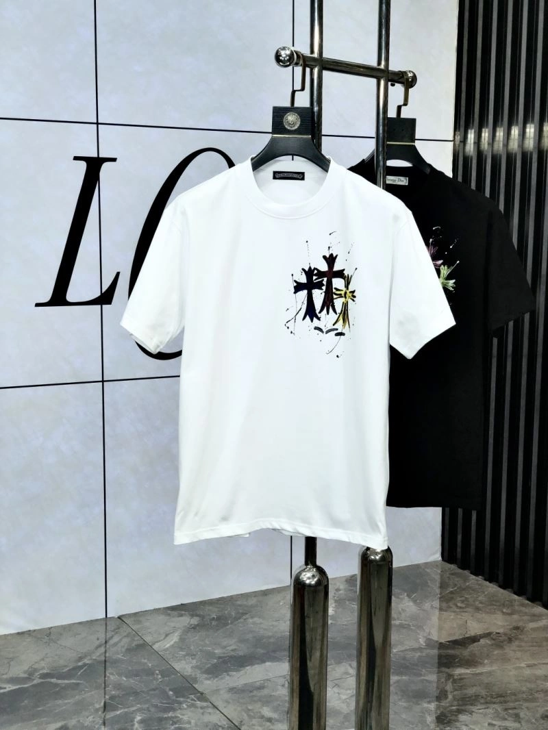 Snug Chrome Hearts T-Shirts 118676