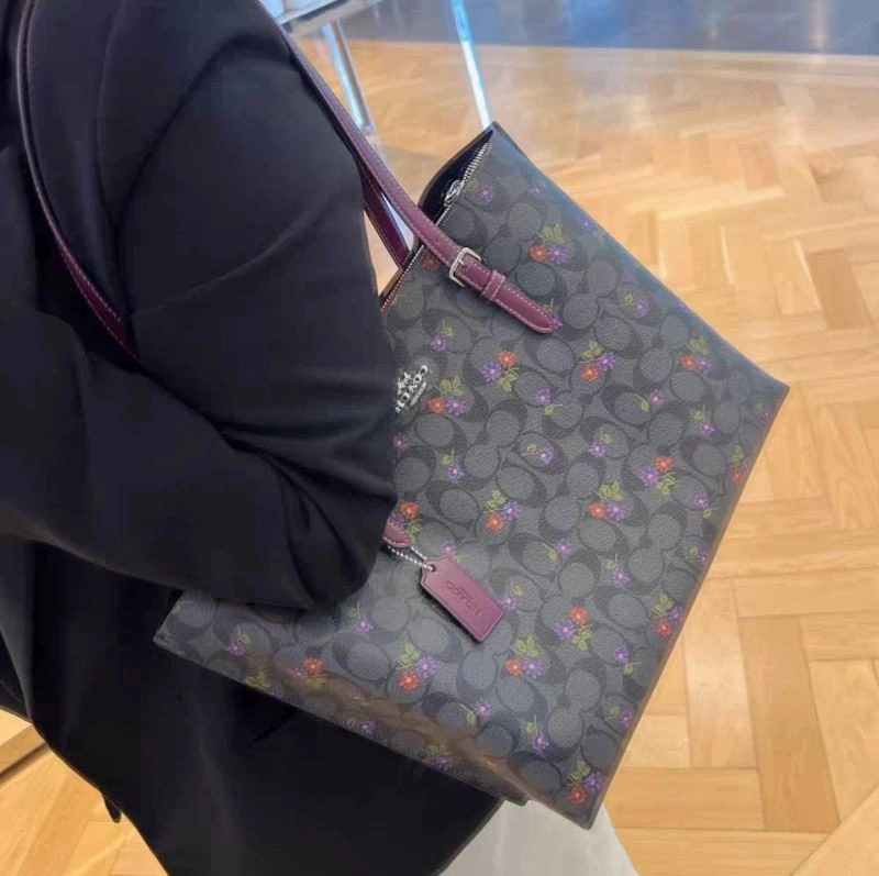 Affordable Coach Shopping Bags 85731