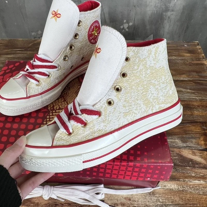 SportInspired Converse Shoes 4927