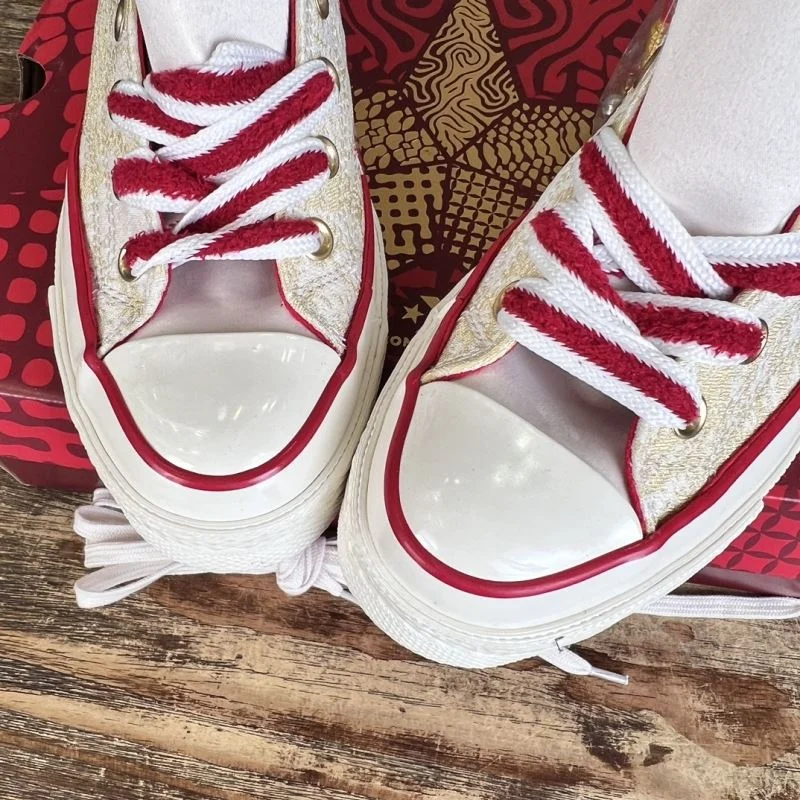 SportInspired Converse Shoes 4927