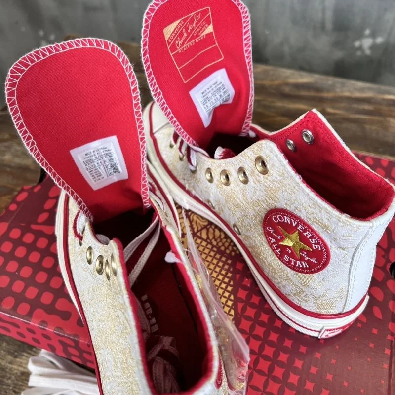 SportInspired Converse Shoes 4927