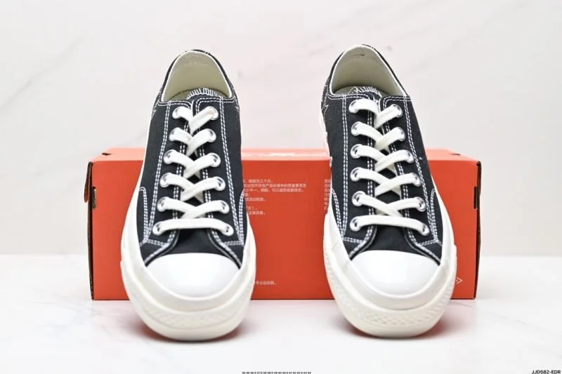 Flexible Converse Shoes 3668