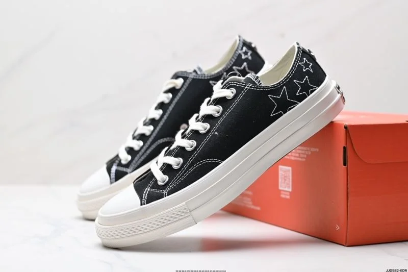 Flexible Converse Shoes 3668