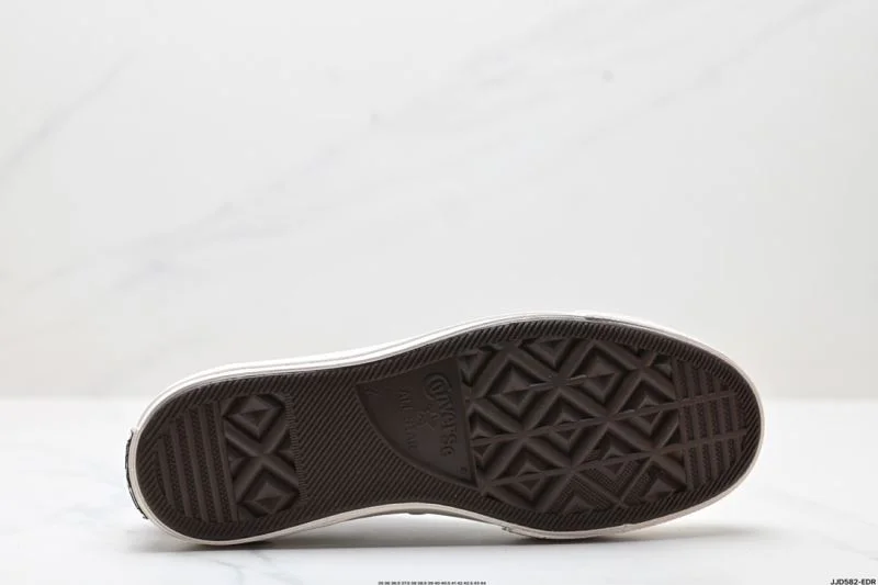 Flexible Converse Shoes 3668