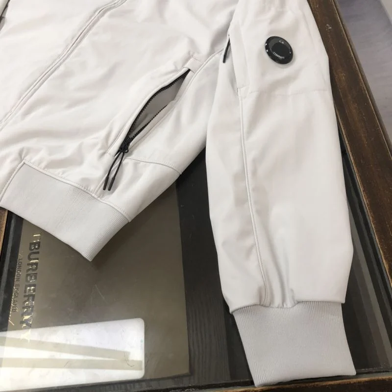 Efficient Cp Company Outwear 164329