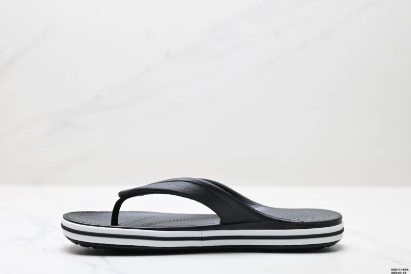 Lightweight Crocs Sandals 2525