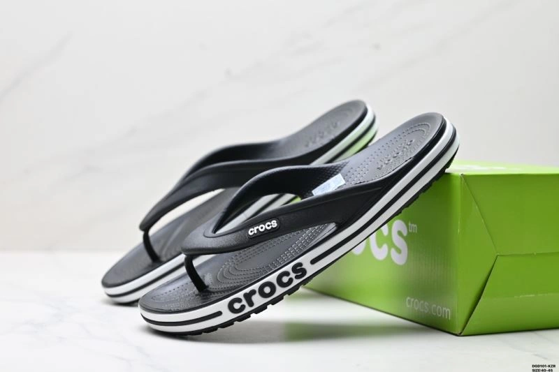 Lightweight Crocs Sandals 2525