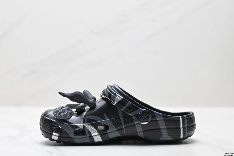 OnTrend Crocs Sandals 2522