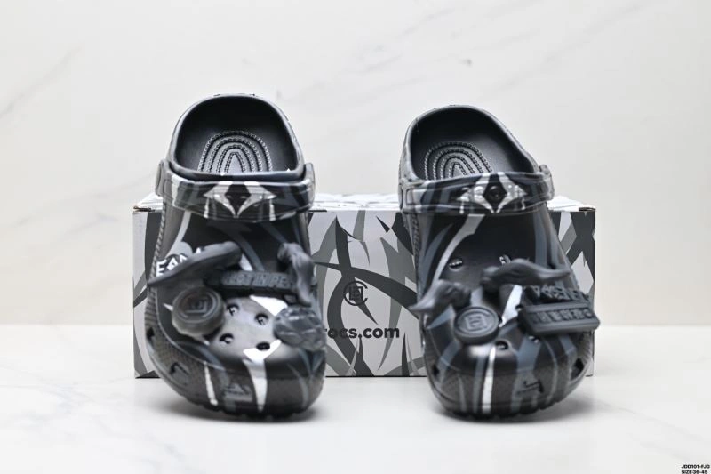 OnTrend Crocs Sandals 2522