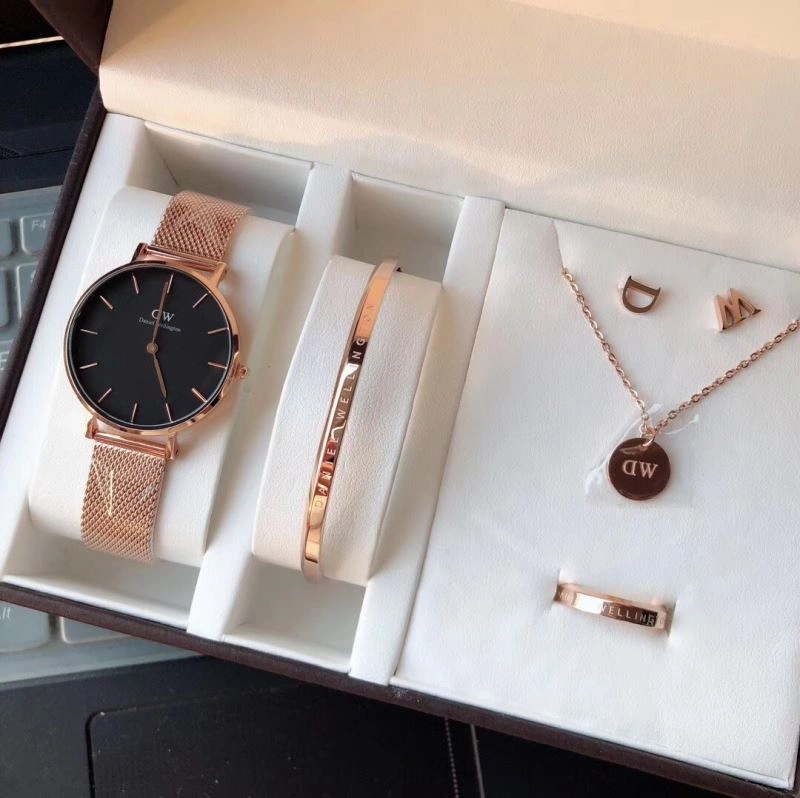 DANIEL WELLINGTON Watches Popular 182130