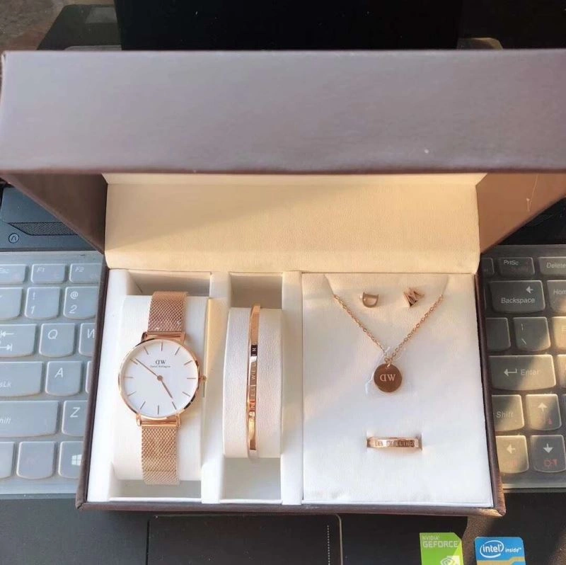 DANIEL WELLINGTON Watches SmoothTexture 182129