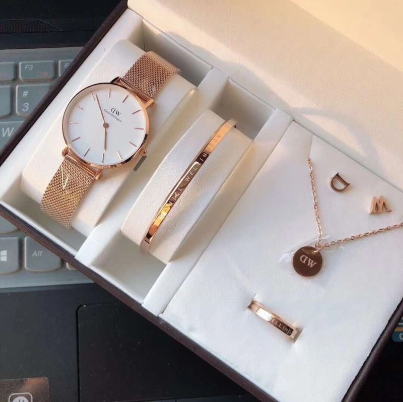 DANIEL WELLINGTON Watches SmoothTexture 182129