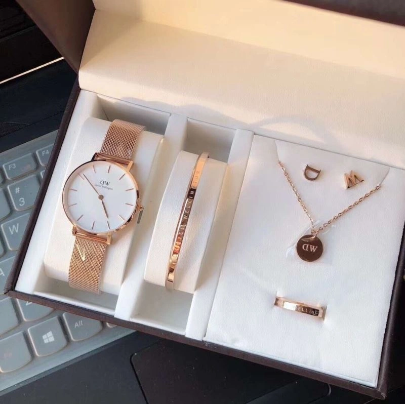 DANIEL WELLINGTON Watches SmoothTexture 182129