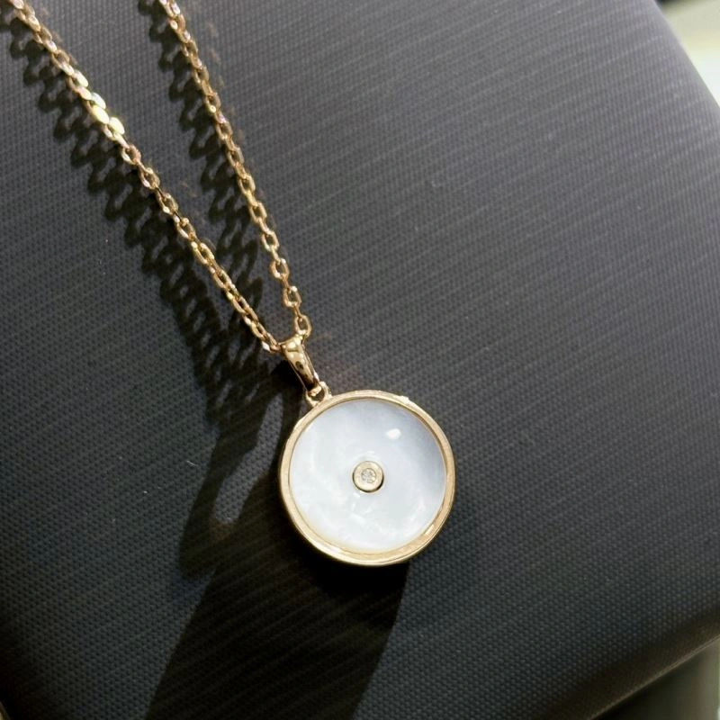 RelaxedFit De Bee Necklaces 213081
