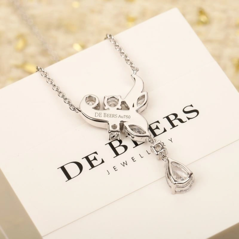 SmoothTexture De Bee Necklaces 209912