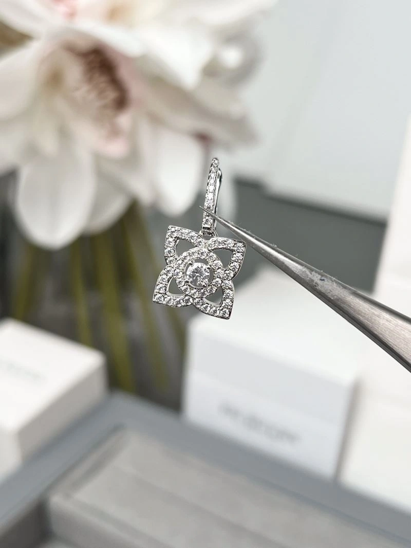 Debeers Earrings Comfortable 213075