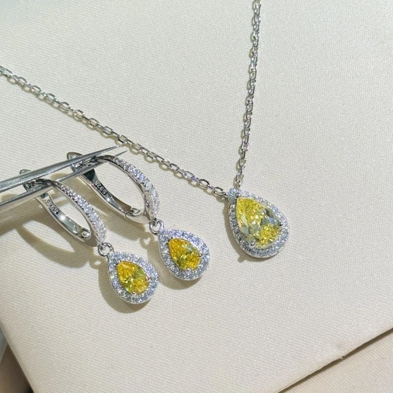 Breathable Debeers Necklaces 213984