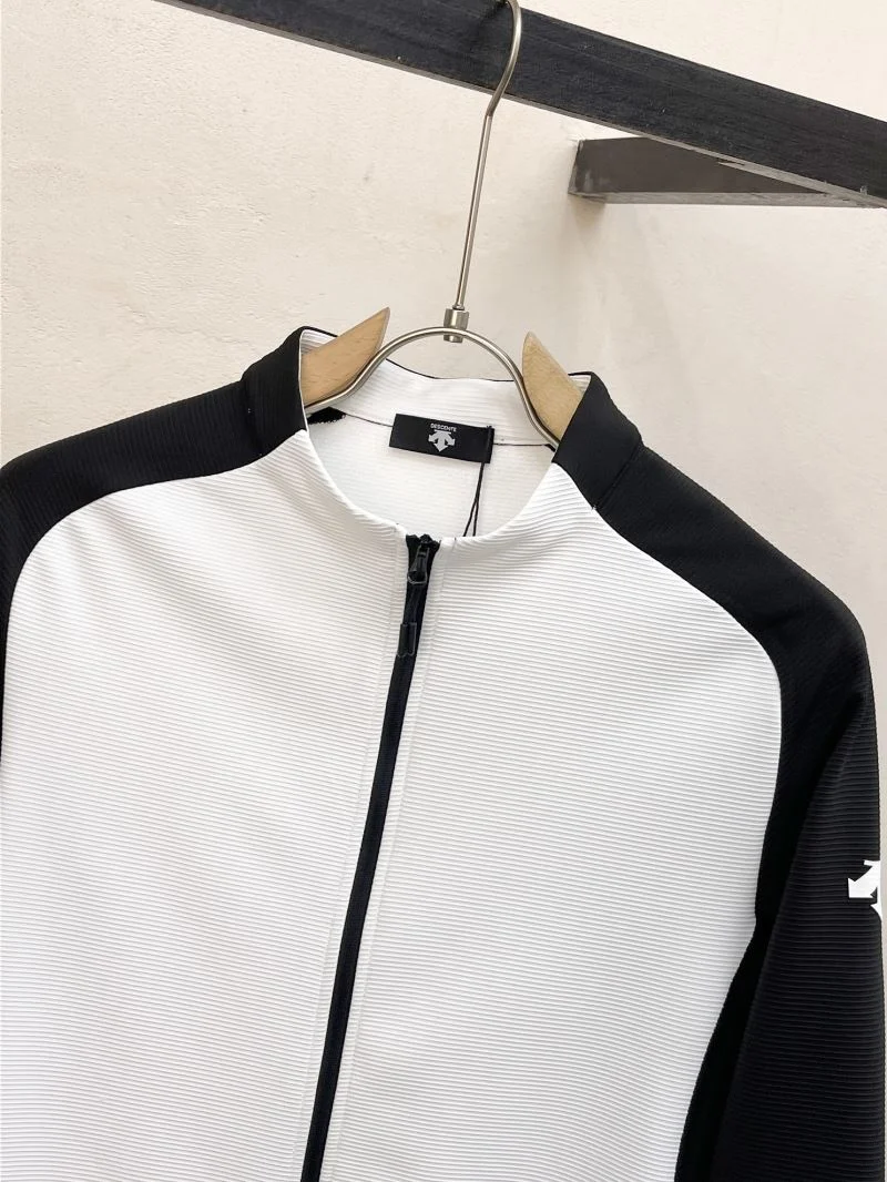 QuickDry Descente Outwear 163027