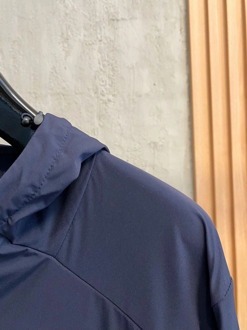 SmoothTexture Descente Outwear 161901