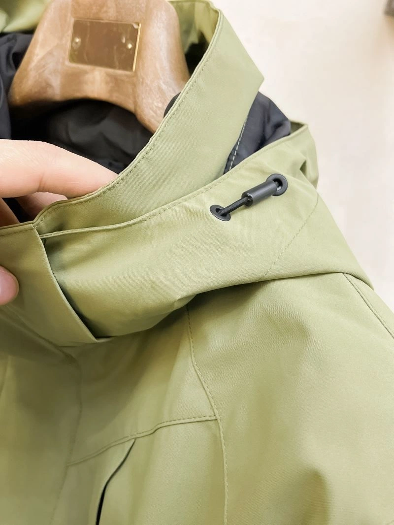 WellDesigned Descente Outwear 161935