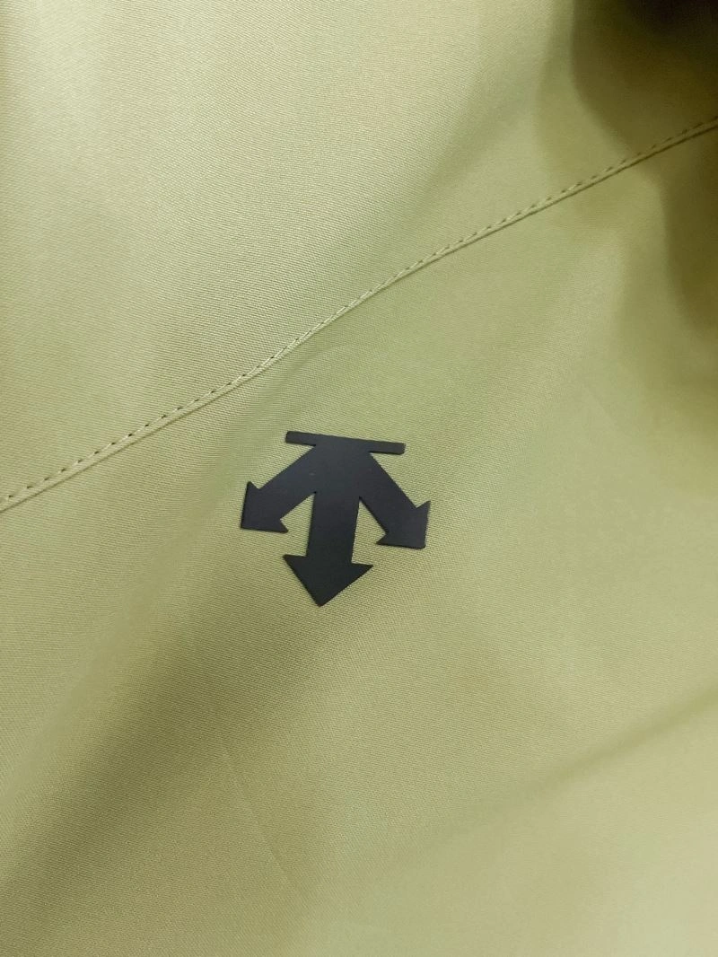 WellDesigned Descente Outwear 161935