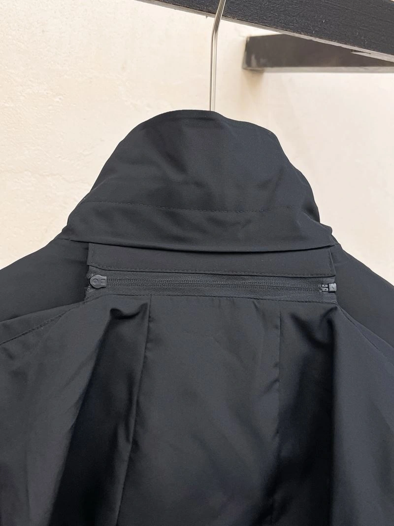 Upgraded Descente Outwear 161890