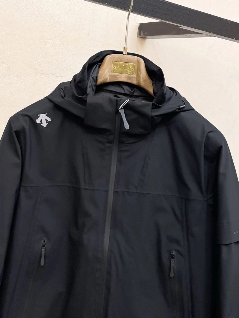 Upgraded Descente Outwear 161890