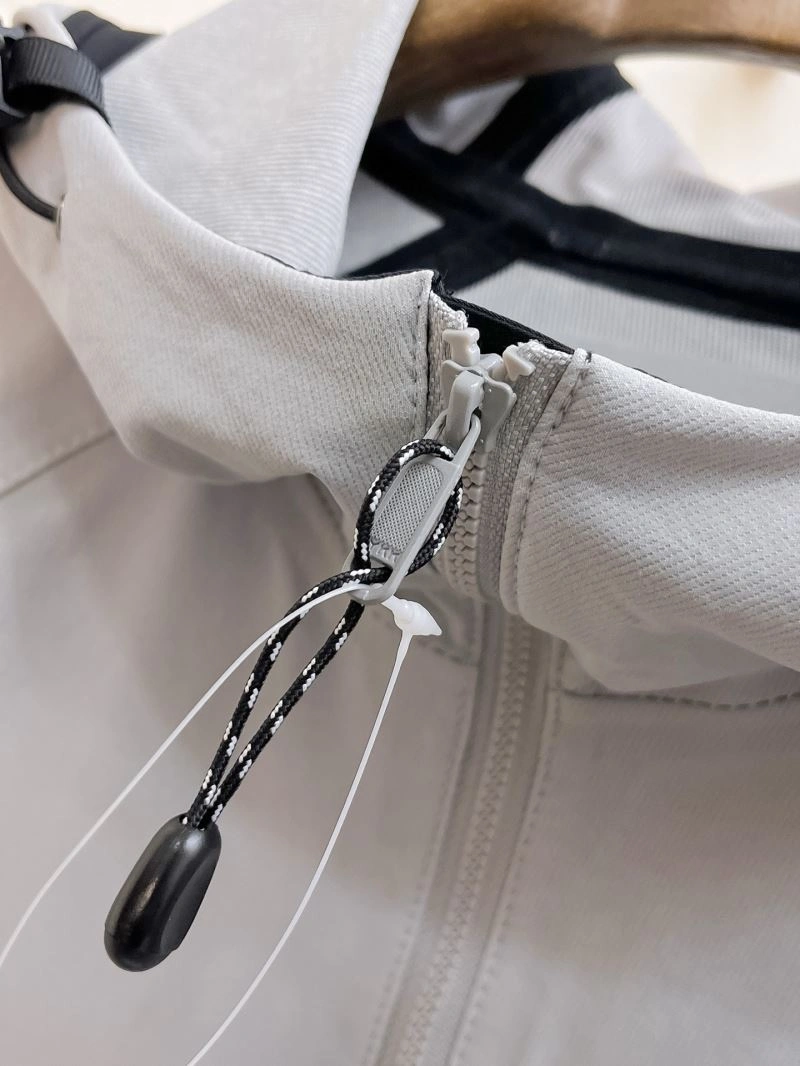 Effortless Descente Outwear 161916