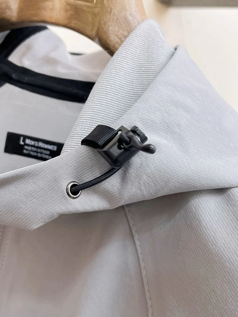 Effortless Descente Outwear 161916