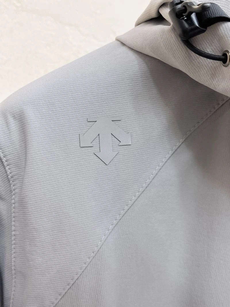 Effortless Descente Outwear 161916