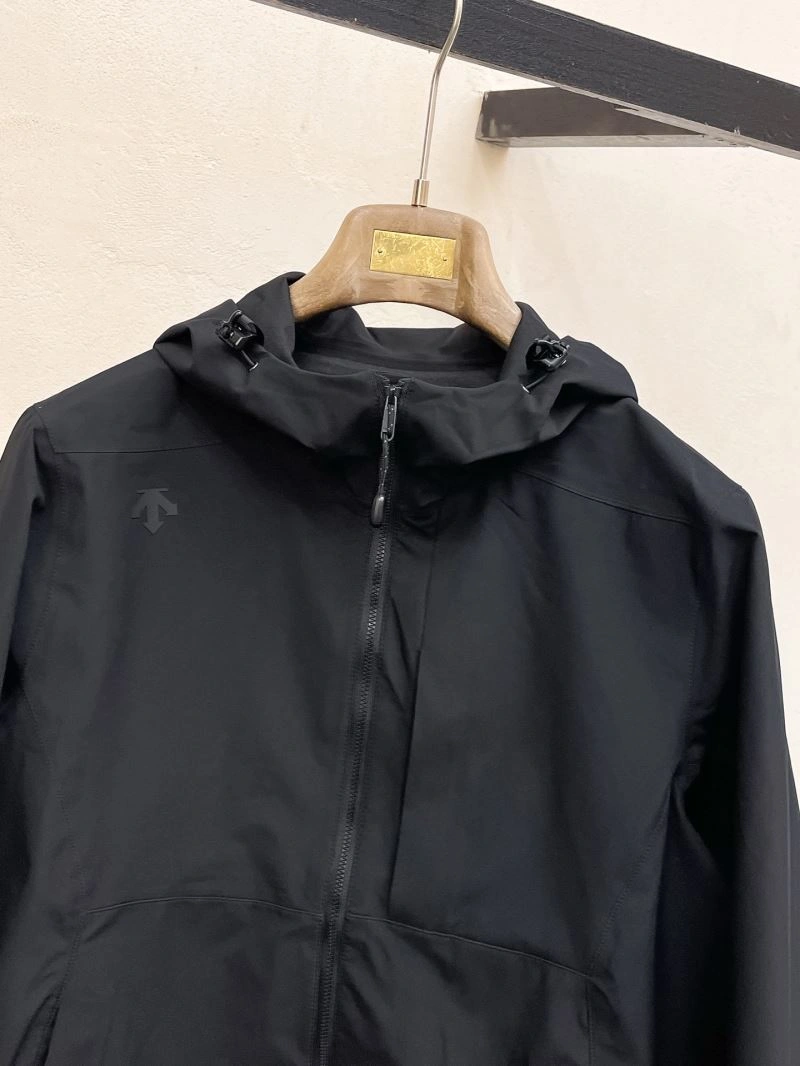 Descente Outwear WrinkleFree 161920