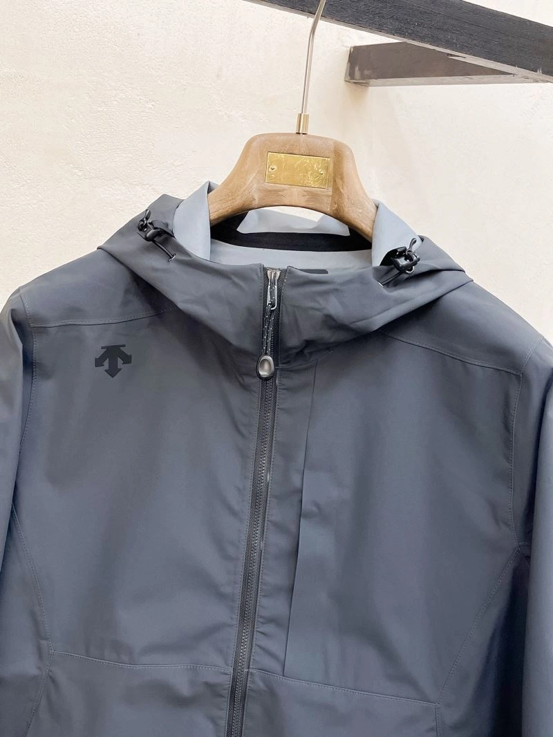 FlexibleFit Descente Outwear 161925