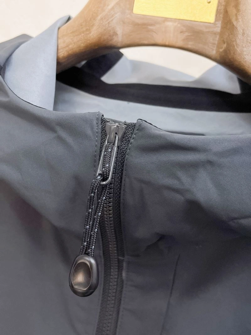 FlexibleFit Descente Outwear 161925