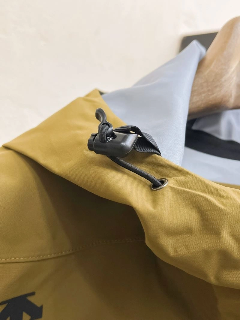 Descente Outwear Sustainable 161888