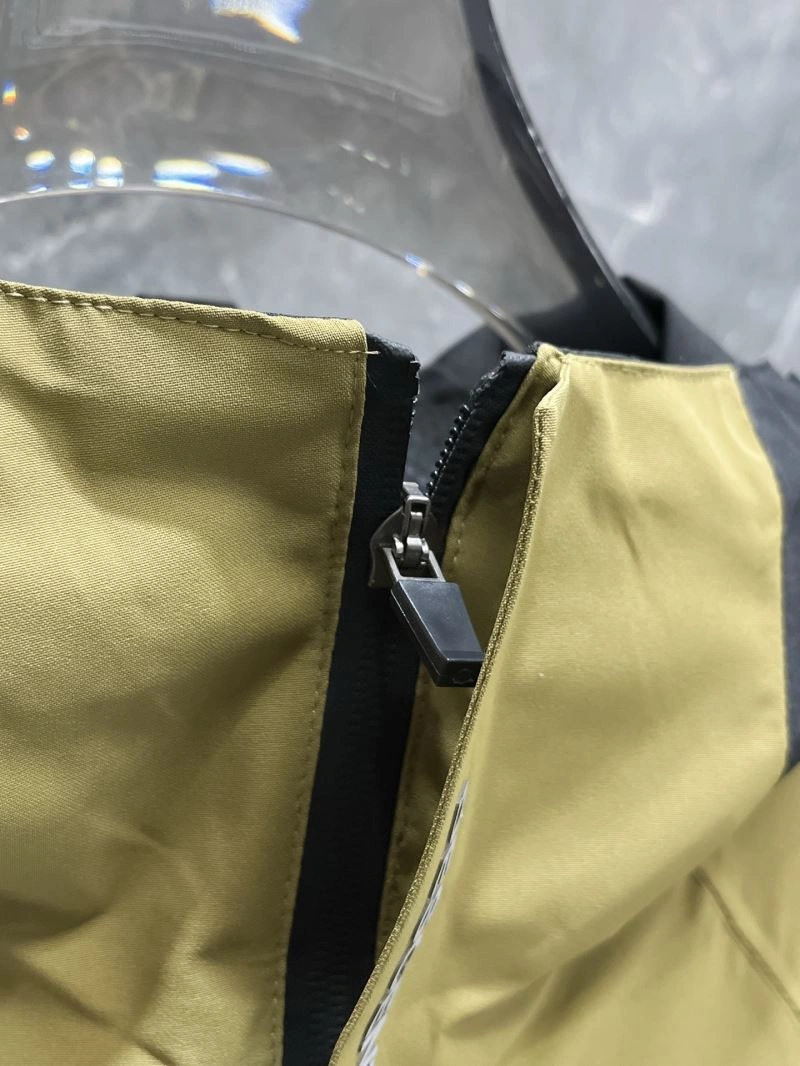 Descente Outwear Trendsetting 161910