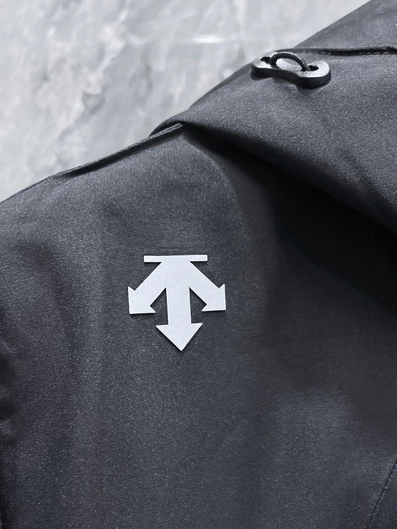 WrinkleFree Descente Outwear 161951