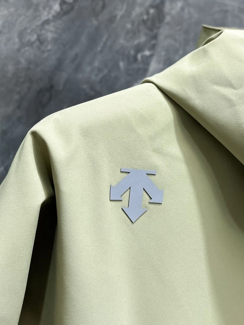 HighPerformance Descente Outwear 161911
