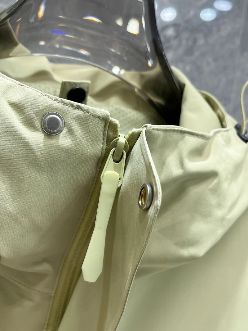HighPerformance Descente Outwear 161911