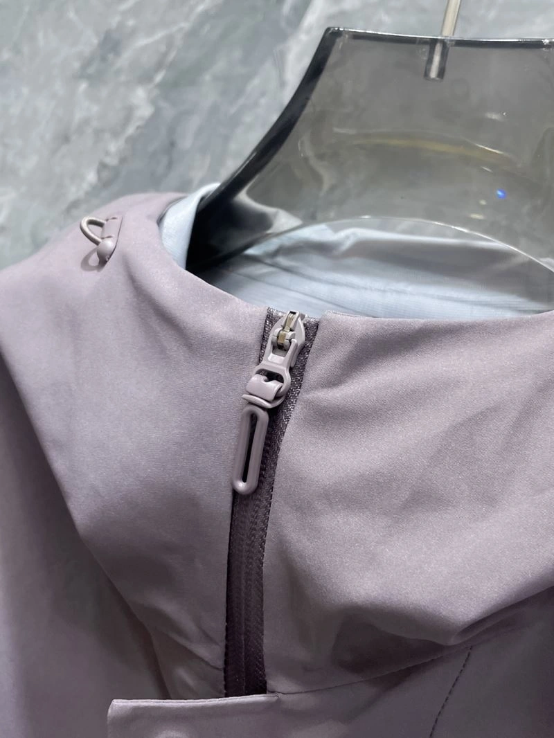 Descente Outwear WaterResistant 161872