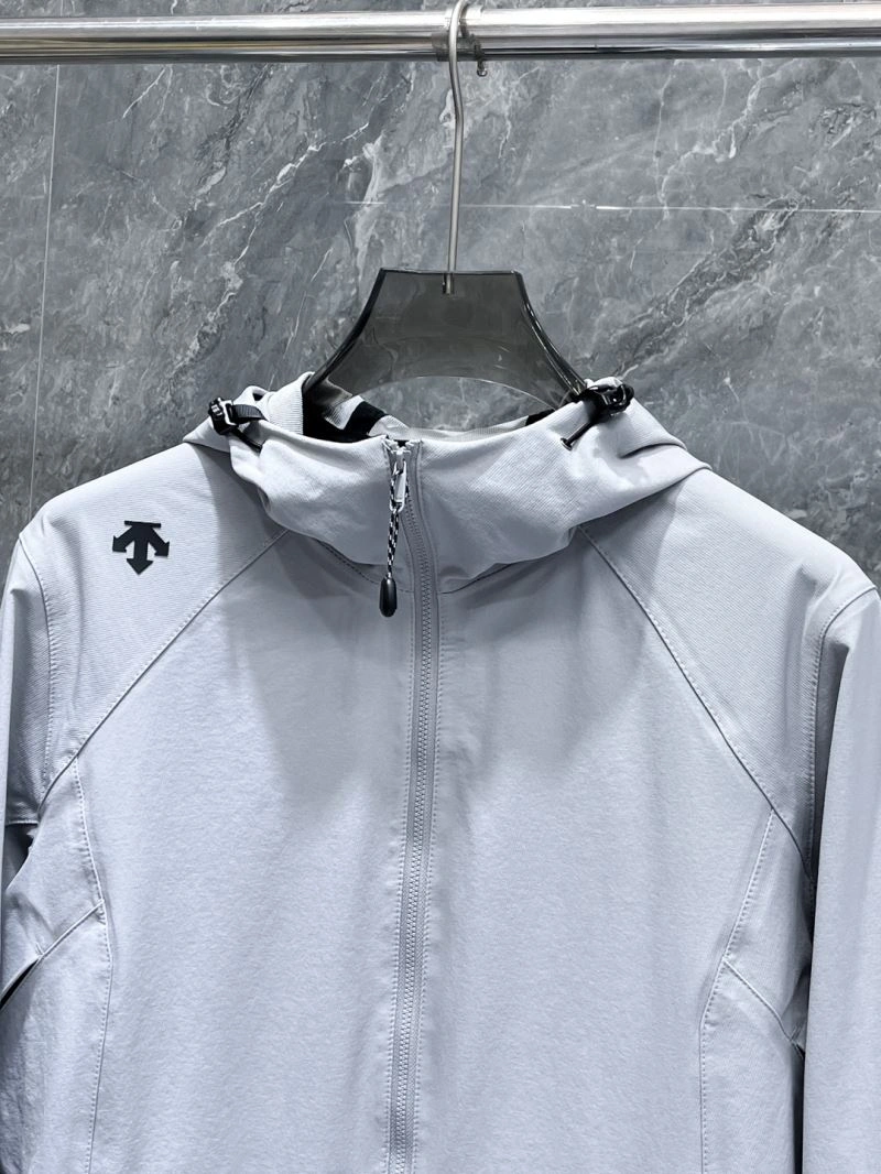 Descente Outwear Attractive 161867