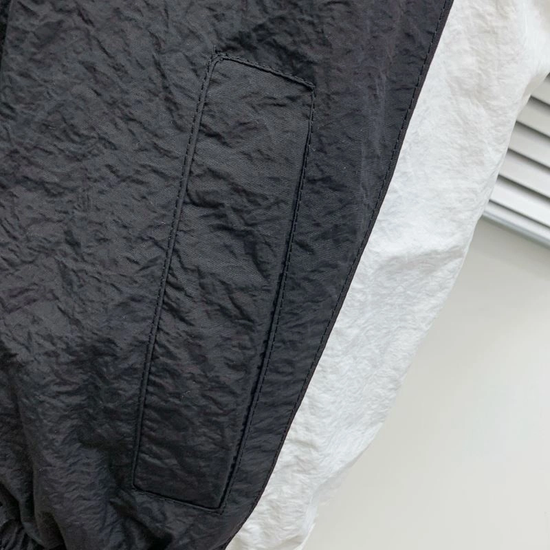 ModernLook Descente Outwear 160879