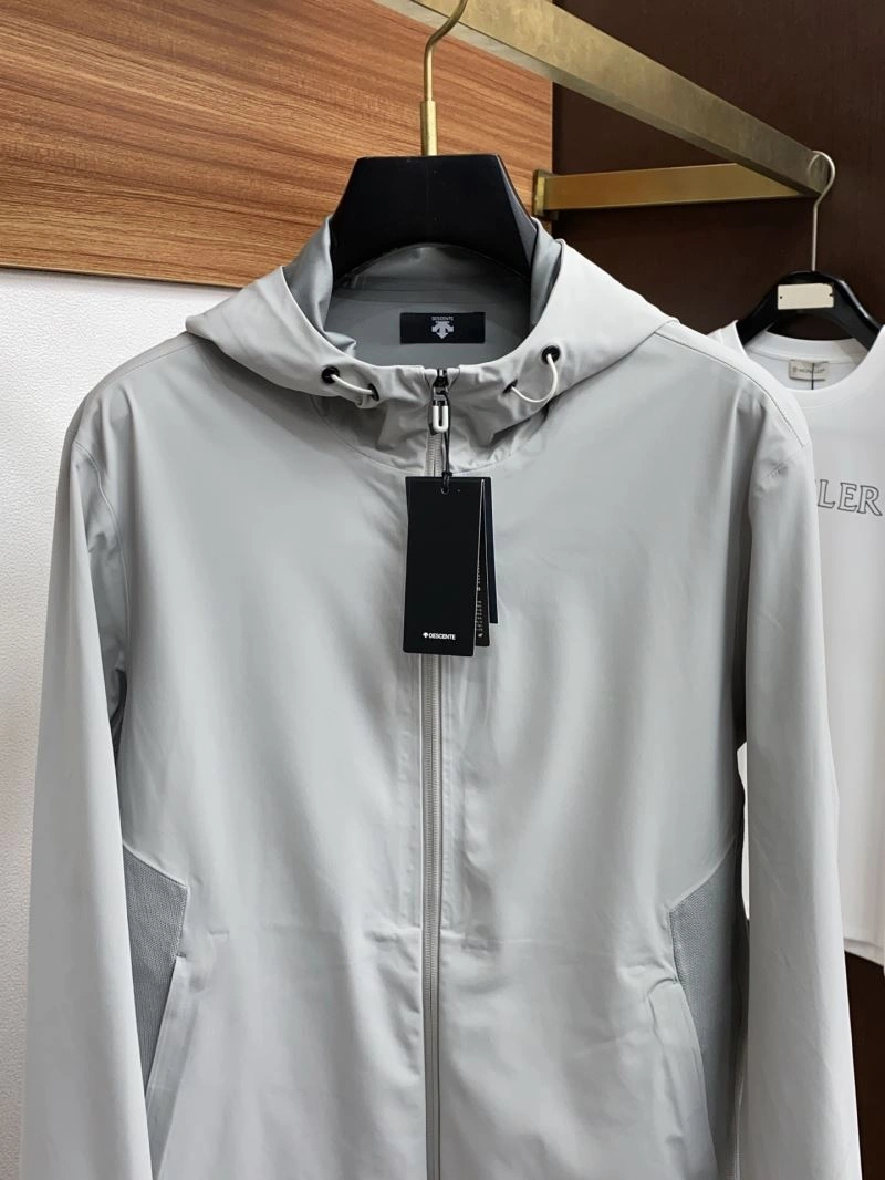 Bright Descente Outwear 160841