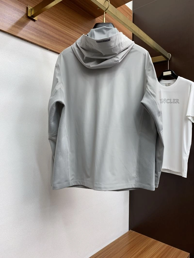 Bright Descente Outwear 160841