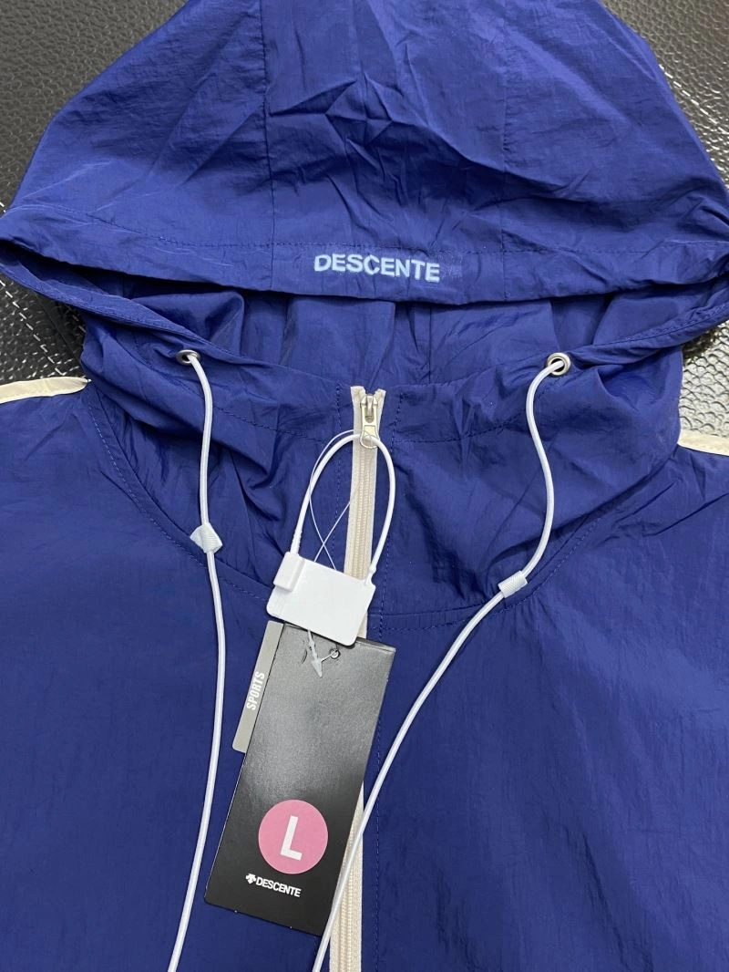 Affordable Descente Outwear 160877