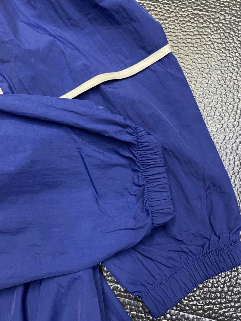 Affordable Descente Outwear 160877