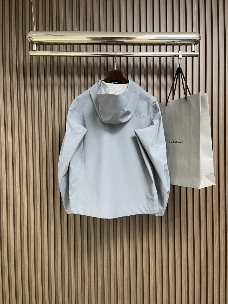 UrbanChic Descente Outwear 160838
